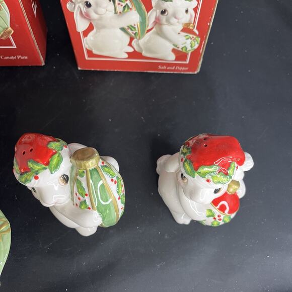 FItz and Floyd Christmas Bunny Blooms 3 Pieces Set Cookie Plate & Salt Pepper - Picture 7 of 14